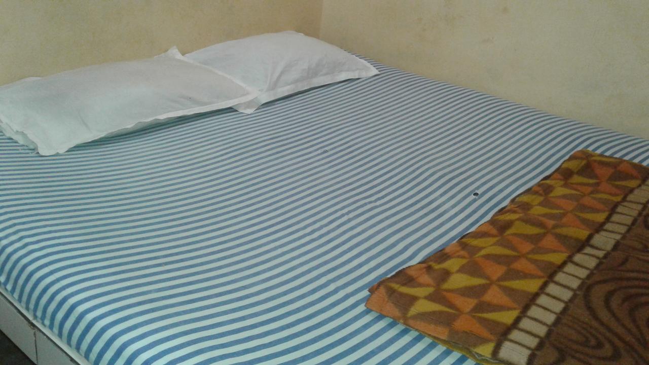 Today Guest House Hāora Esterno foto